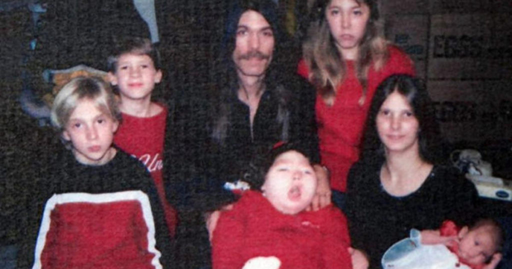 Gee family